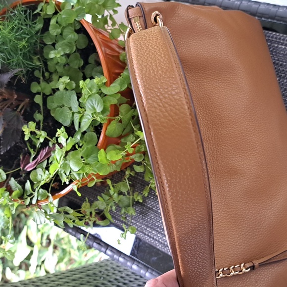 COACH Mia SaddleTan Soft Leather Shoulder Bag with Beautiful Gold Hardware EC - Picture 6 of 10